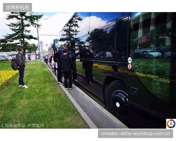 国际足联后勤支持升级，伊拉克队将受益于包机服务，最大程度减少旅途疲劳。